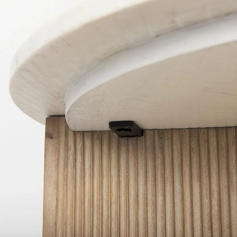 Table d'appoint ronde cannelée en marbre blanc et bois brun clair, 1 pièce